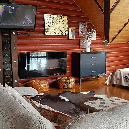 Luxury Apartments With Pool And Sauna In The Villa Tsjernivtsi Rom bilde