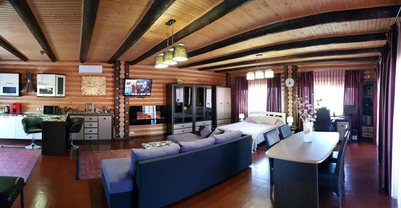Luxury Apartments With Pool And Sauna In The Villa Tsjernivtsi Eksteriør bilde