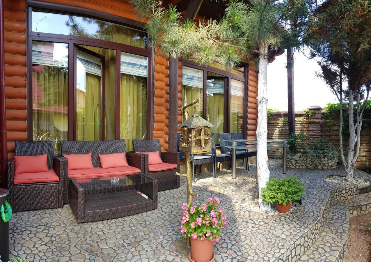 Luxury Apartments With Pool And Sauna In The Villa Tsjernivtsi Eksteriør bilde